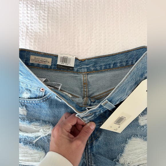 Levi 501 mid rise shorts - Picture 5 of 6